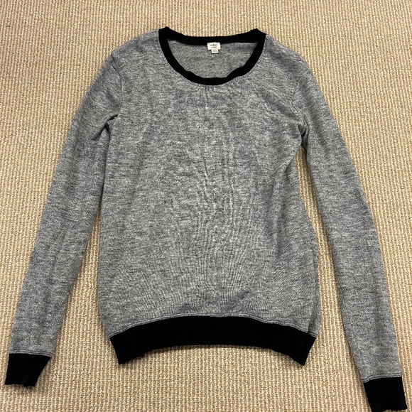 Aritzia Wilfred grey and black thin sweater - Picture 1 of 2